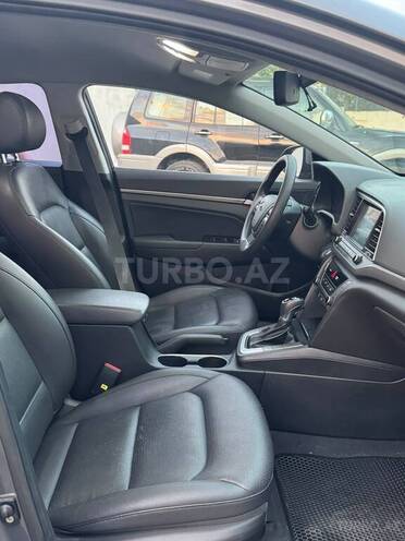 Hyundai Avante 2017, 178,000 km - 1.6 l - Bakı