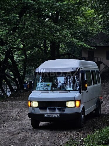 Mercedes 410 D 1992, 569,237 km - 2.9 л - Astara