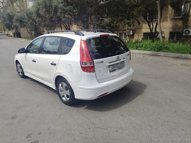 Hyundai i30 2011, 229,000 km - 1.6 л - Bakı