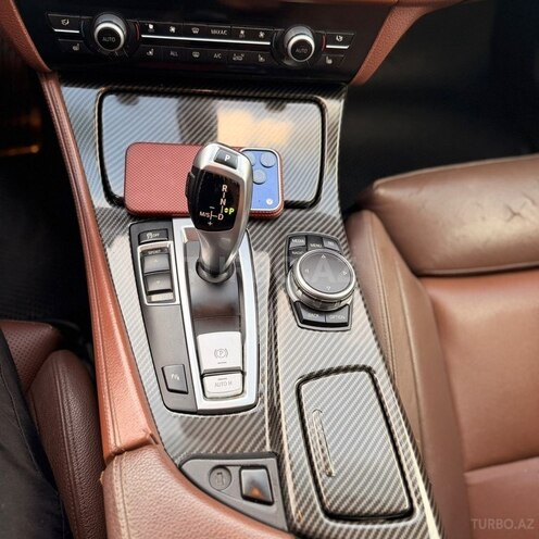 BMW 528 2013, 285,000 km - 2.0 l - Sumqayıt