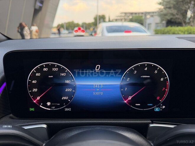 Mercedes GLB 250 4MATIC 2024, 53,000 km - 2.0 l - Bakı