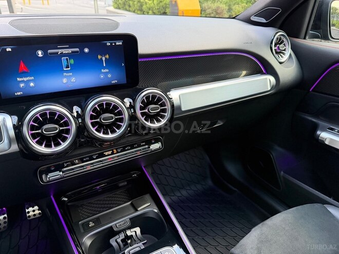 Mercedes GLB 250 4MATIC 2024, 53,000 km - 2.0 l - Bakı