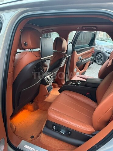 Bentley Bentayga 2016, 80,000 km - 6.0 l - Bakı