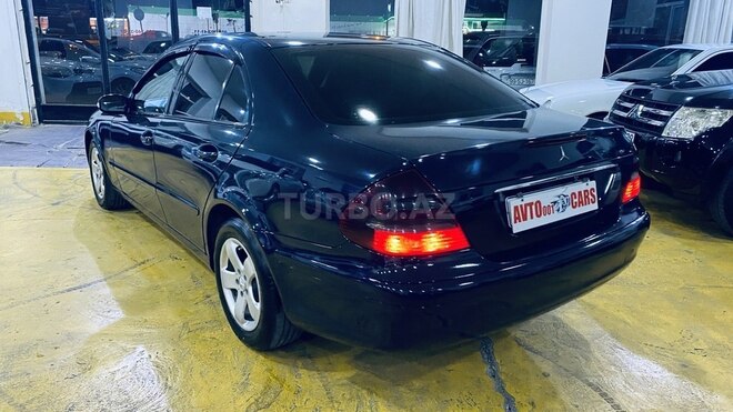 Mercedes E 220 2003, 352,145 km - 2.2 l - Sumqayıt