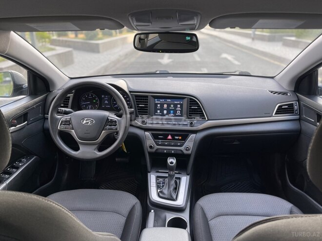 Hyundai Elantra 2018, 123,000 km - 2.0 l - Bakı