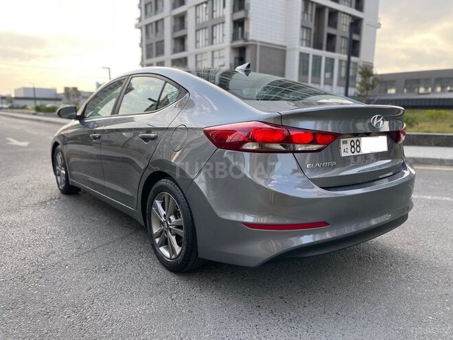 Hyundai Elantra 2018, 123,000 km - 2.0 l - Bakı