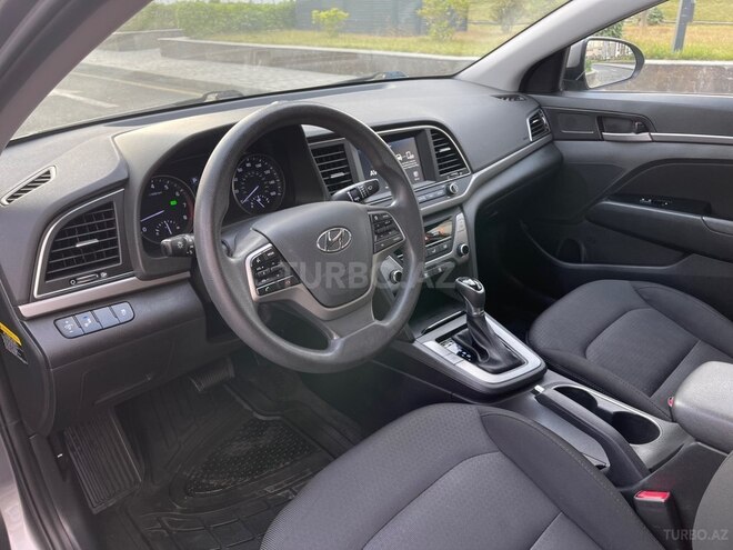 Hyundai Elantra 2018, 123,000 km - 2.0 l - Bakı