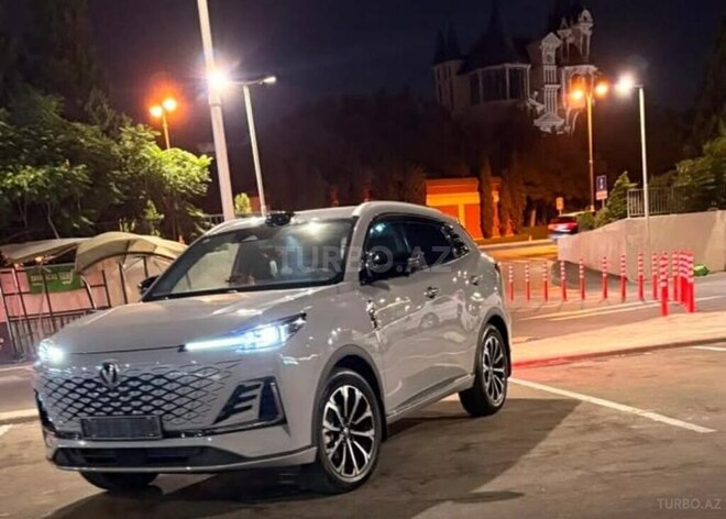 Changan CS 55 Plus 2025, 7,000 km - 1.5 л - Bakı