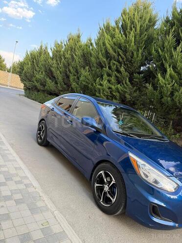 Hyundai Accent 2015, 270,370 km - 1.6 л - Bakı