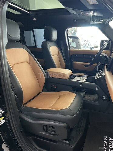 Land Rover Defender 2023, 27,000 km - 3.0 l - Bakı