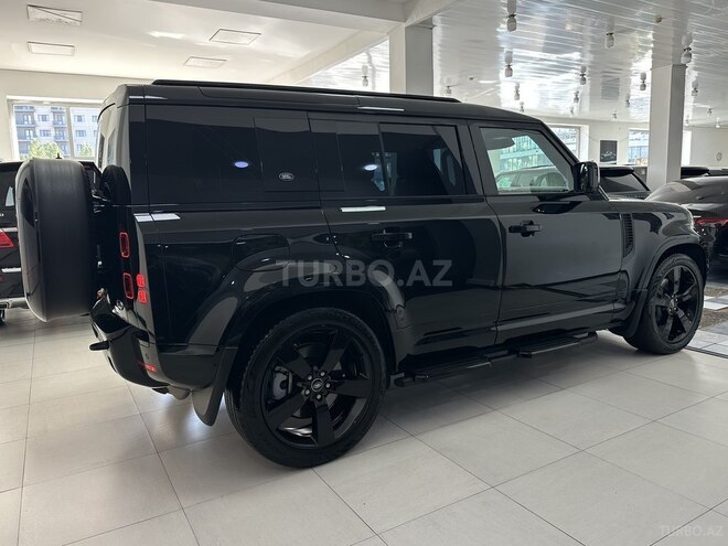 Land Rover Defender 2023, 27,000 km - 3.0 l - Bakı
