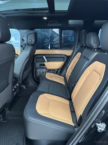 Land Rover Defender 2023, 27,000 km - 3.0 l - Bakı
