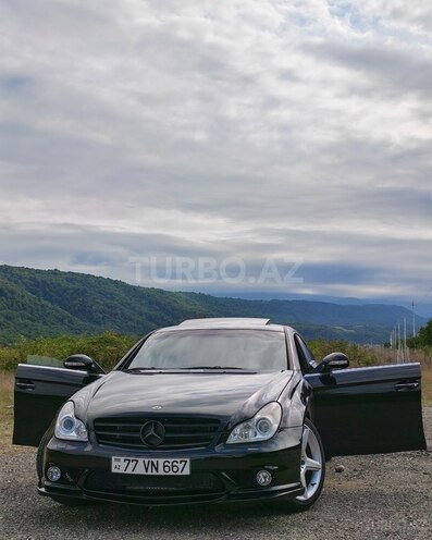Mercedes  2004, 210,000 km - 5.0 л - Qusar