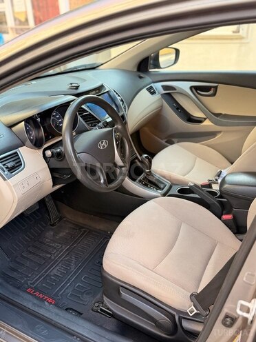 Hyundai Elantra 2015, 193,121 km - 1.8 l - Bakı