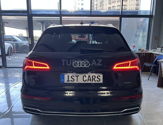 Audi Q5 2020, 156,000 km - 2.0 l - Bakı