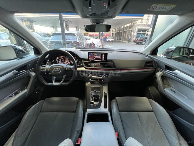 Audi Q5 2020, 156,000 km - 2.0 l - Bakı