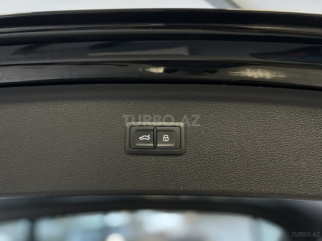 Audi Q5 2020, 156,000 km - 2.0 l - Bakı
