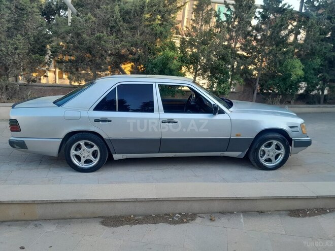 Mercedes 300 D 1992, 458,256 km - 3.0 л - Bakı