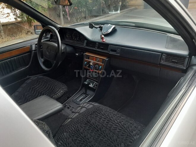 Mercedes 300 D 1992, 458,256 km - 3.0 л - Bakı
