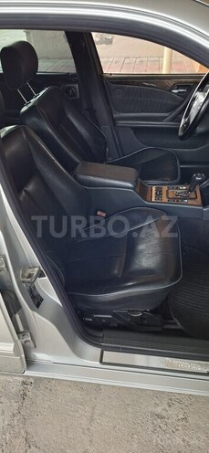 Mercedes E 240 2000, 420,000 km - 2.4 l - Goranboy