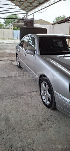 Mercedes E 240 2000, 420,000 km - 2.4 l - Goranboy