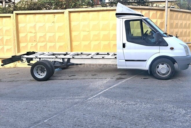 Ford Transit 2011, 131,000 km - 2.4 л - Bakı
