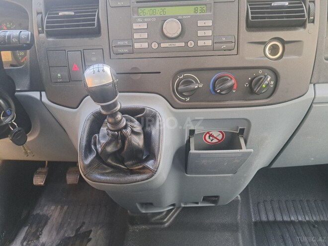 Ford Transit 2011, 131,000 km - 2.4 л - Bakı