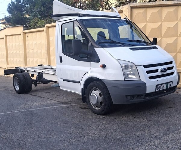 Ford Transit 2011, 131,000 km - 2.4 л - Bakı