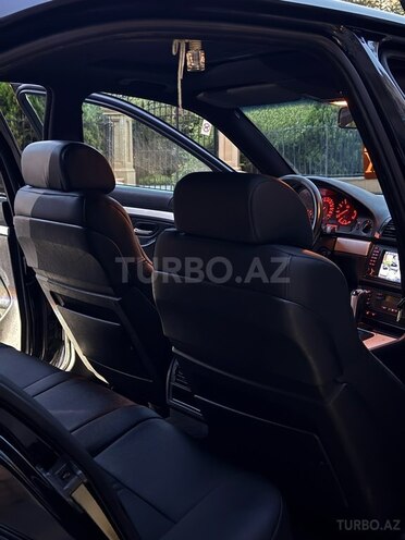 BMW 528 1999, 205,000 km - 2.8 l - Bakı