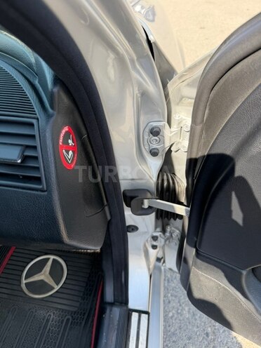 Mercedes C 180 1998, 330,000 km - 1.8 л - Bakı