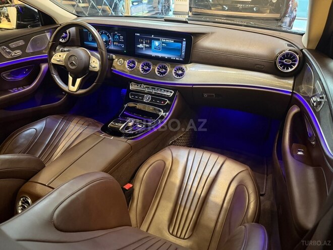 Mercedes  2019, 116,000 km - 2.0 l - Bakı