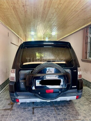 Mitsubishi Pajero 2007, 242,236 km - 3.0 л - Bakı