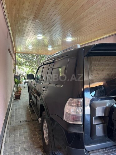 Mitsubishi Pajero 2007, 242,236 km - 3.0 л - Bakı