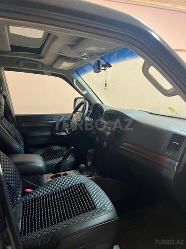 Mitsubishi Pajero 2007, 242,236 km - 3.0 л - Bakı