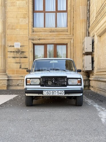 LADA (VAZ) 2107 2008, 230,000 km - 1.6 l - Ucar