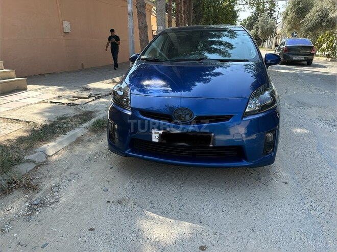 Toyota Prius 2010, 469,928 km - 1.8 л - Salyan