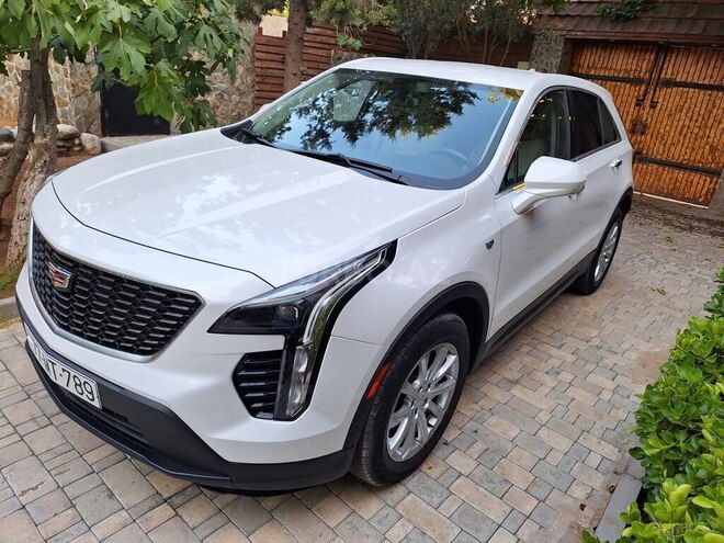 Cadillac  2019, 70,500 km - 2.0 l - Bakı