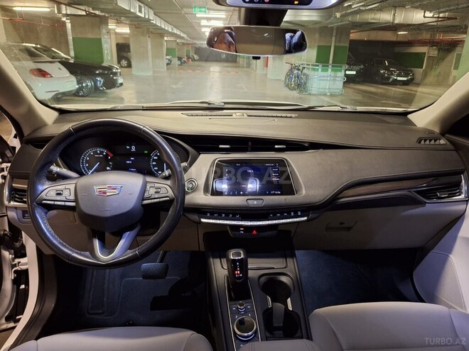 Cadillac  2019, 70,500 km - 2.0 l - Bakı