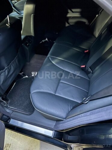 Mercedes E 280 2001, 320,500 km - 2.8 l - Bakı