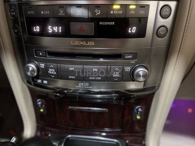 Lexus LX 570 2010, 235,000 km - 5.7 l - Bakı