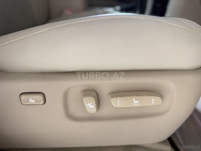 Lexus LX 570 2010, 235,000 km - 5.7 l - Bakı