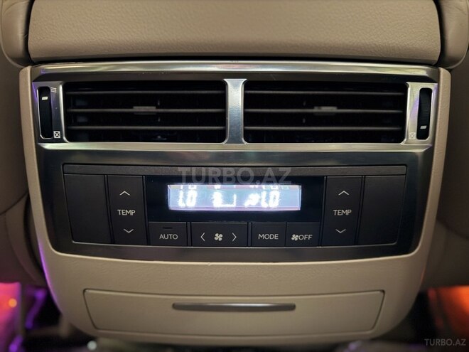 Lexus LX 570 2010, 235,000 km - 5.7 l - Bakı
