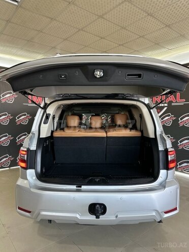 Nissan Patrol 2016, 191,000 km - 5.6 l - Bakı
