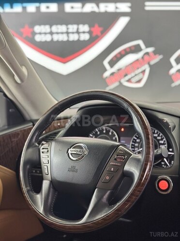 Nissan Patrol 2016, 191,000 km - 5.6 l - Bakı