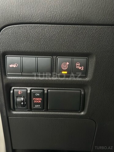 Nissan Patrol 2016, 191,000 km - 5.6 l - Bakı