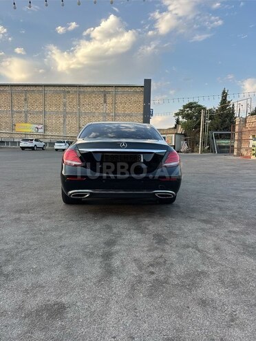 Mercedes E 220 d 2017, 265,765 km - 2.0 l - Bakı
