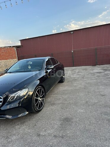Mercedes E 220 d 2017, 265,765 km - 2.0 l - Bakı