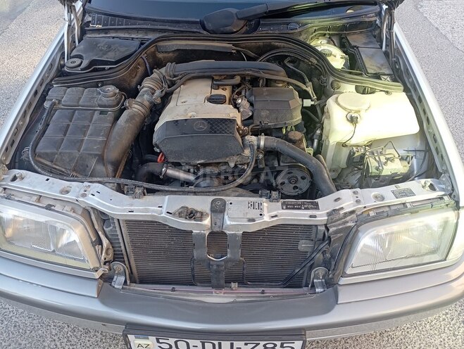 Mercedes C 180 1998, 303,000 km - 1.8 l - Sumqayıt