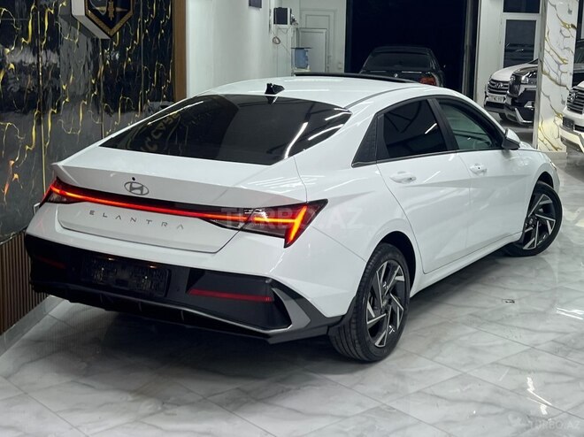 Hyundai Elantra 2025, 24,000 km - 1.6 l - Bakı