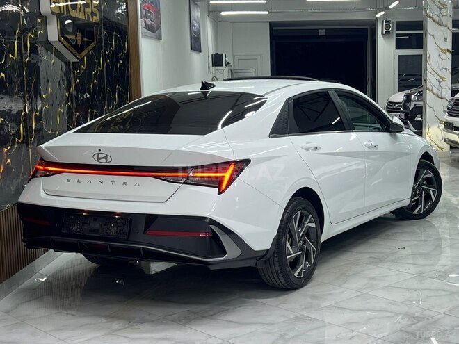 Hyundai Elantra 2025, 24,000 km - 1.6 l - Bakı